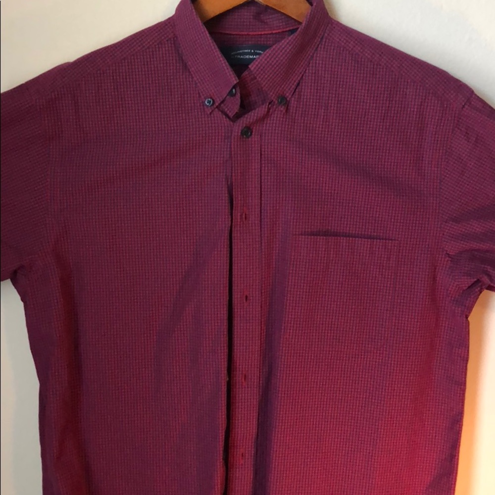 Men’s long sleeve dress shirt button down